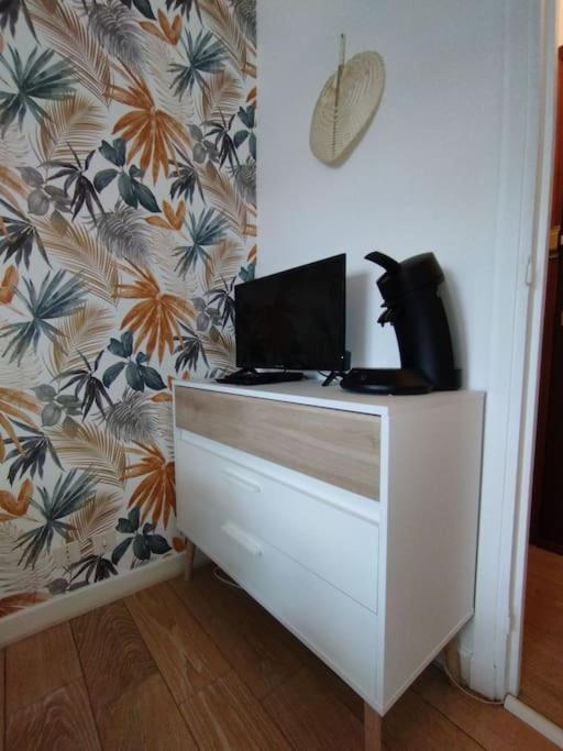 Le Ptit Nid De Louviers Tv/Fibre Daire Dış mekan fotoğraf